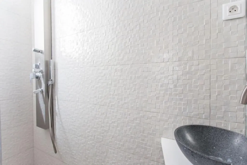 Luxury & Quiet Paris 16 Auteuil Apartment France