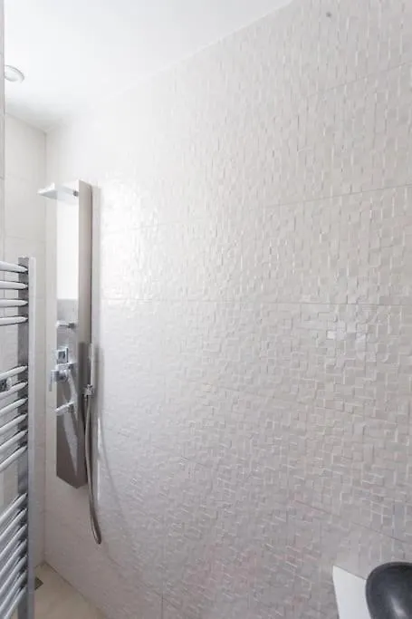 Luxury & Quiet Paris 16 Auteuil Apartment France