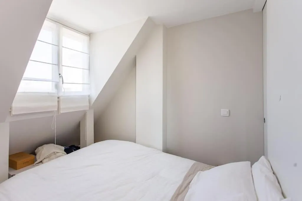 Luxury & Quiet Paris 16 Auteuil Apartment
